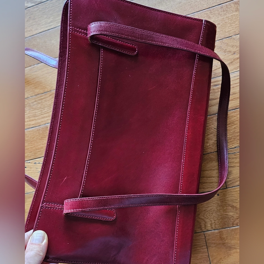 MONSAC Handbag - Picture 8 of 9